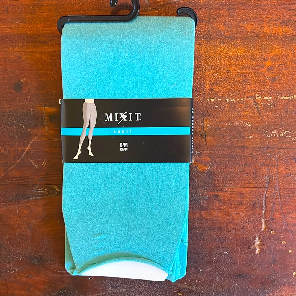 Capri Cool turquoise pantyhose/ leggings